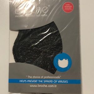 Broche Premium 3pc Reusable Face Mask